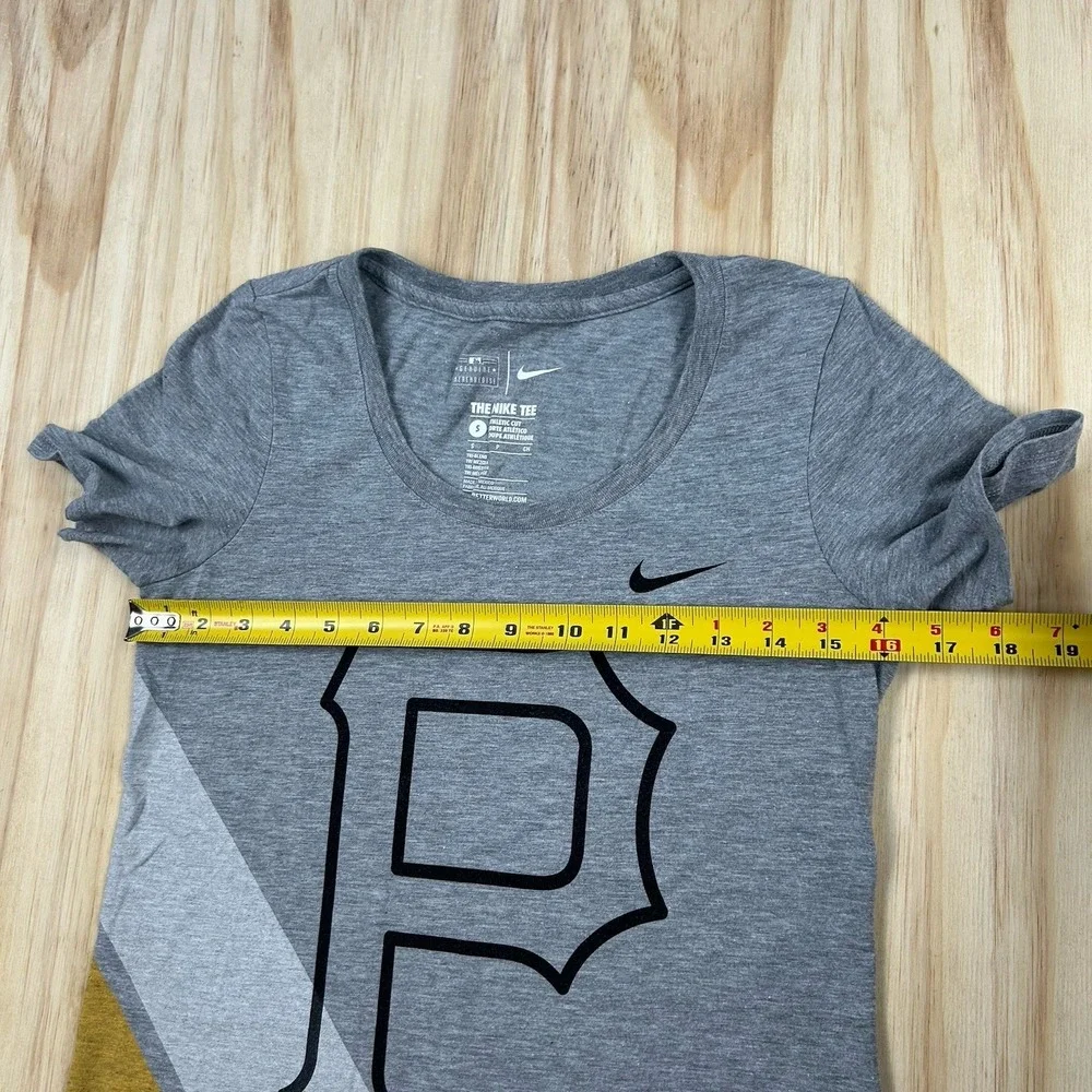 Pittsburgh Pirates Nike The Nike Tee Short Sleeve Women's Small Breathable